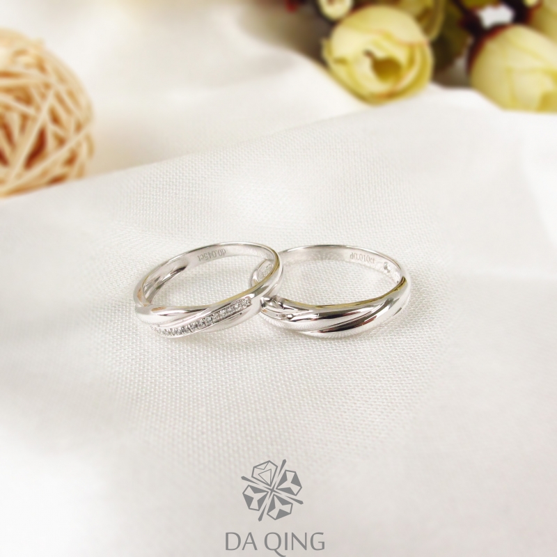 鉑金寬版扭轉戒